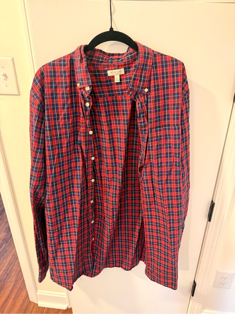 Sonoma Red and Blue Plaid Men’s Button-Up Shirt